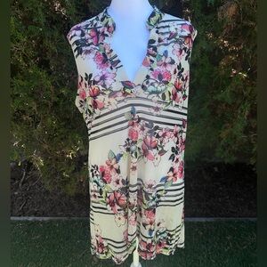 Women’s PerSeption Concept Sheer V Neck Floral Blouse size L